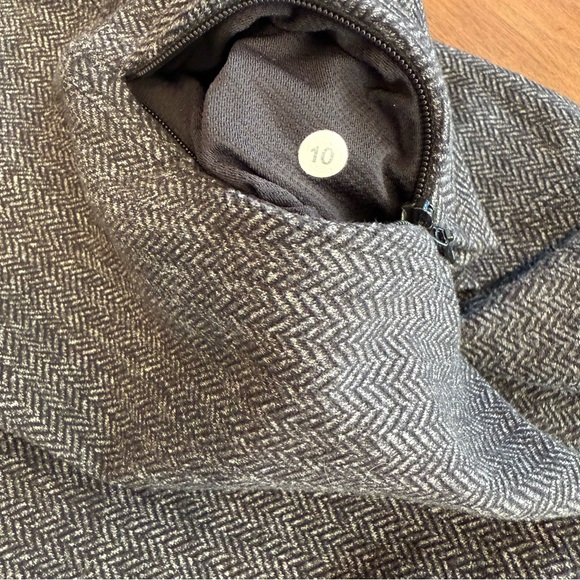Lululemon Runderful 1/2 Zip Long Sleeve Shirt Grey Herringbone Sz 10‎ Reflective - Picture 13 of 15
